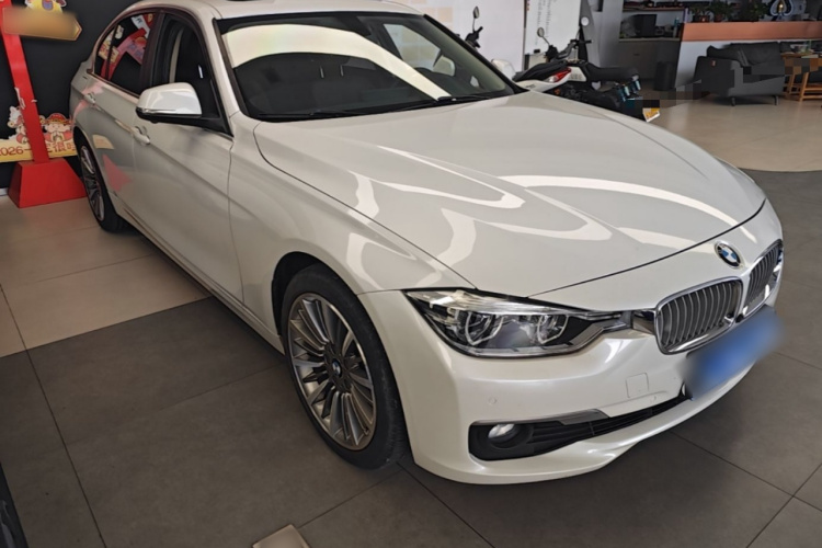 BMW 3 Series 2019 #4 BMW 3 Series 2019 immagine di auto #4