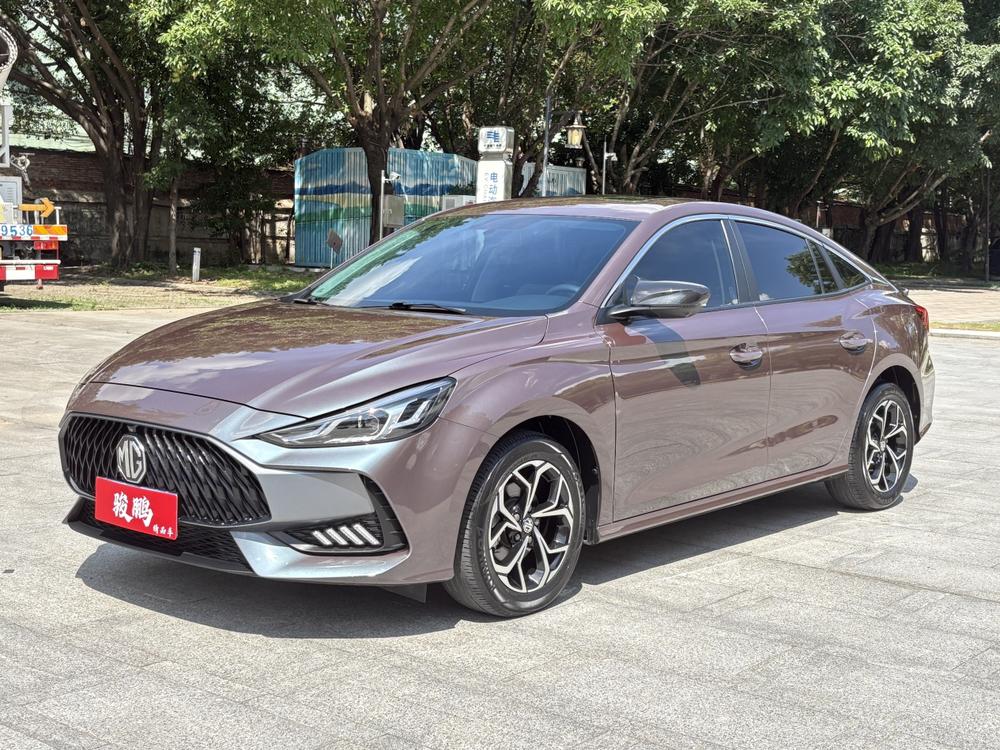 MG 5 2023 immagine di auto 