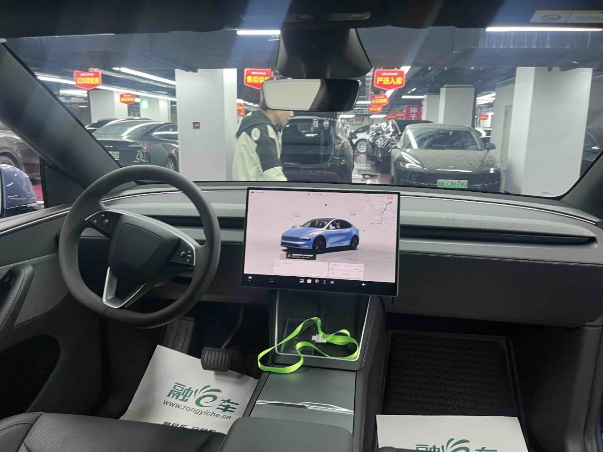 Tesla Model Y 2026 car image #5