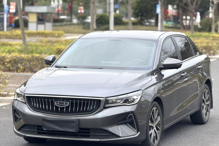 GEELY Emgrand 2022 car image #12