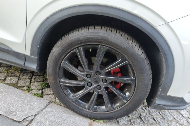 GEELY Coolray 2020 immagine di auto #9