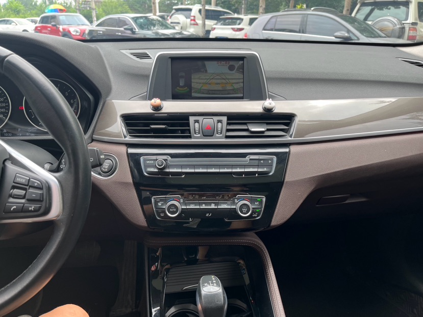 BMW X1 2018 #9 BMW X1 2018 car image #9