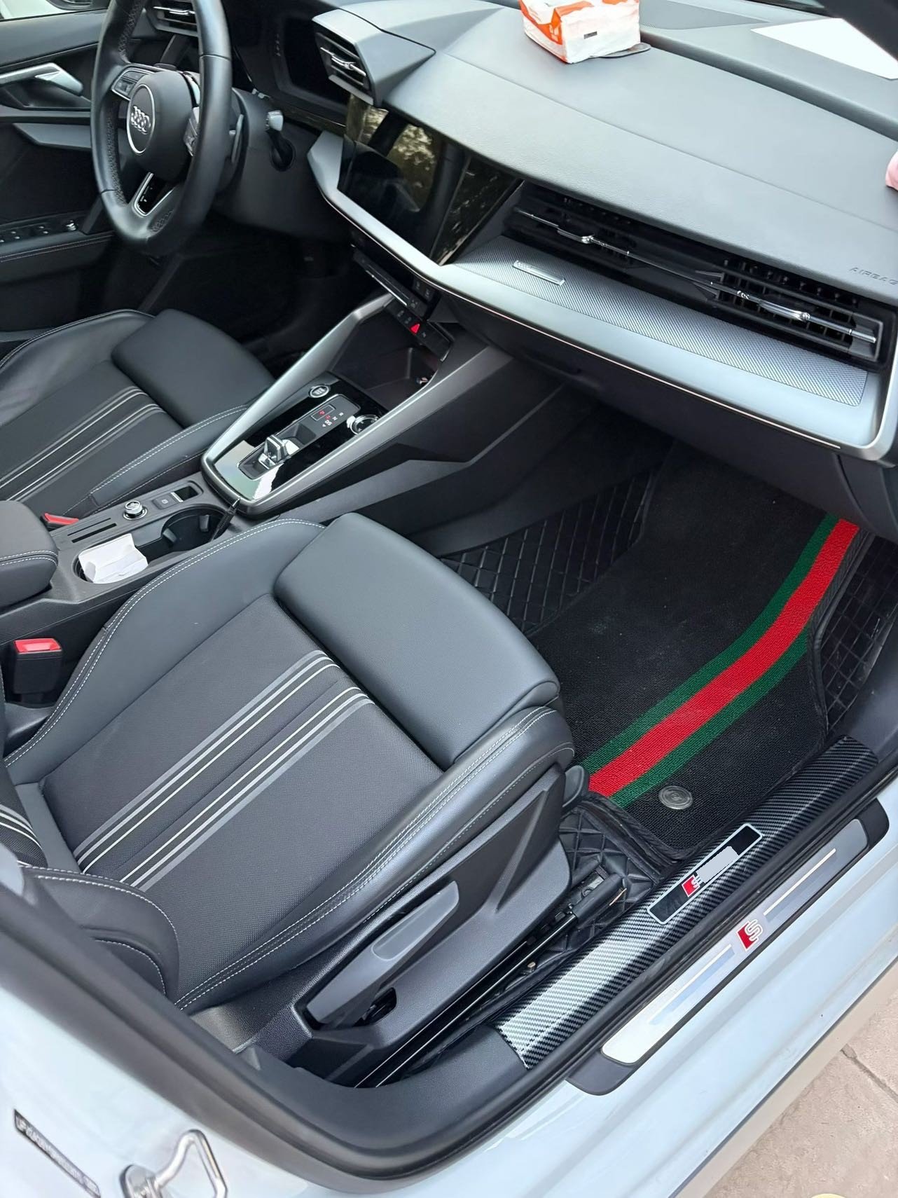2024 car image #4
