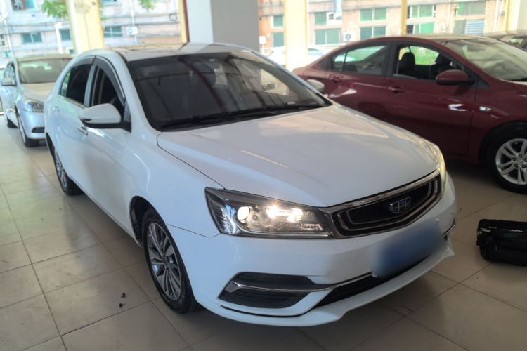 GEELY Emgrand 2019 car image #4