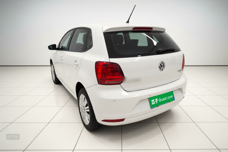 Volkswagen Polo 2018 car image #5