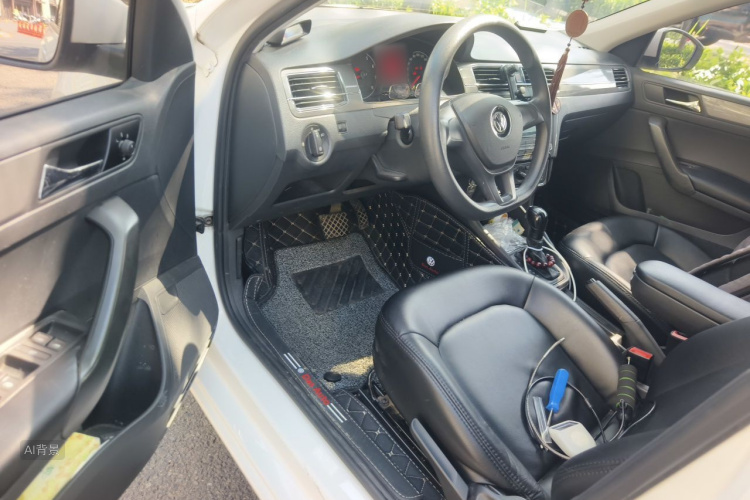 Volkswagen Santana 2017 car image #18
