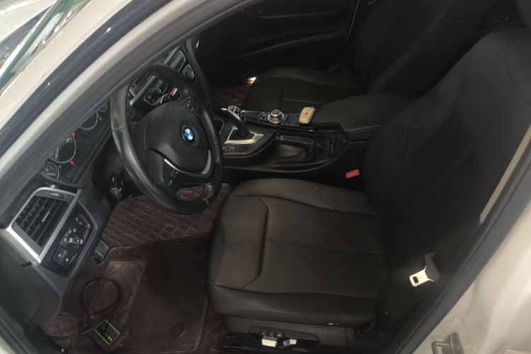 BMW 3 Series 2017 #19 BMW 3 Series 2017 car image #19