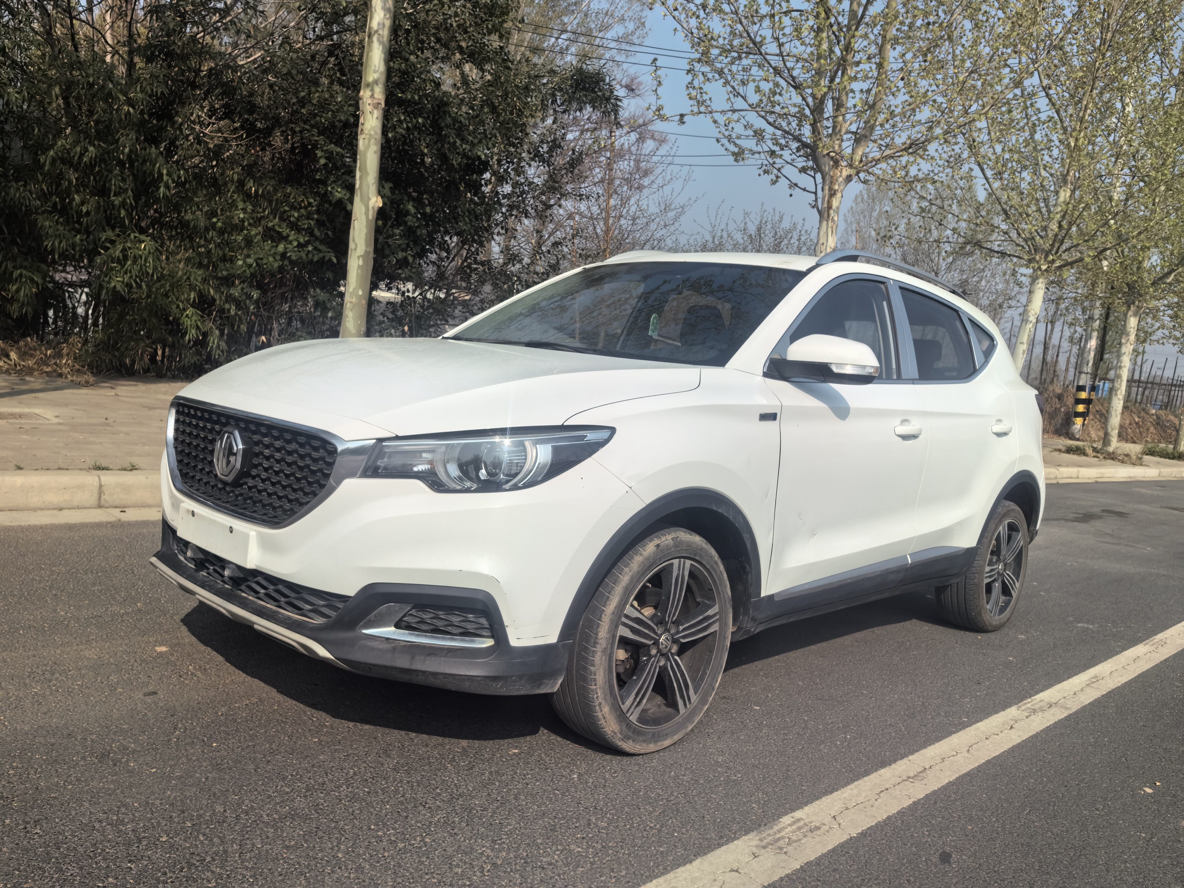 MG ZS 2018 MG ZS 2018 car image