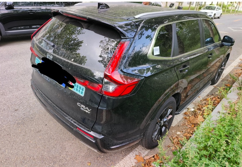 Honda CR-V 2025 car image #2