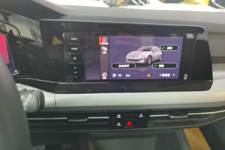 Volkswagen Golf 2023 car image #13