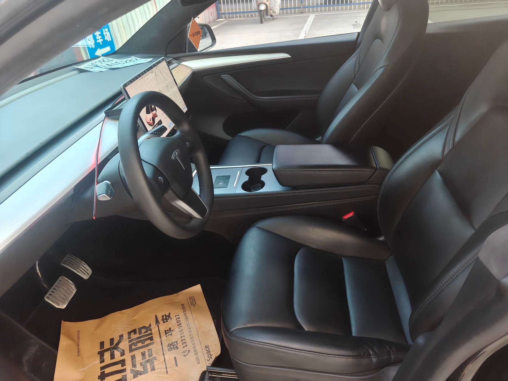 Tesla Model Y 2022 изображение автомобиля #7