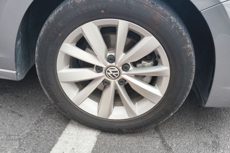 Volkswagen Bora 2020 car image #9