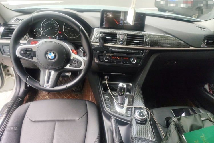 BMW 3 Series 2015 car image #11