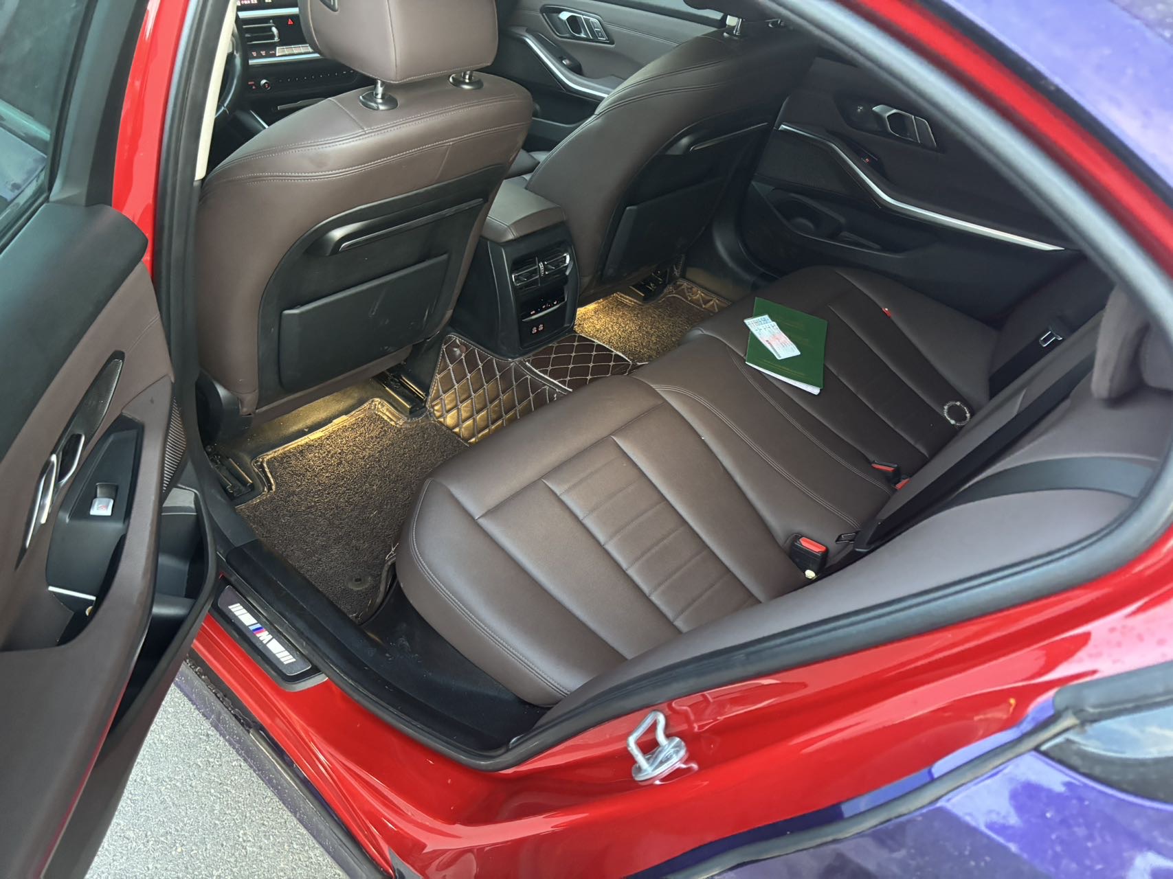 BMW 3 Series 2021 car image #6