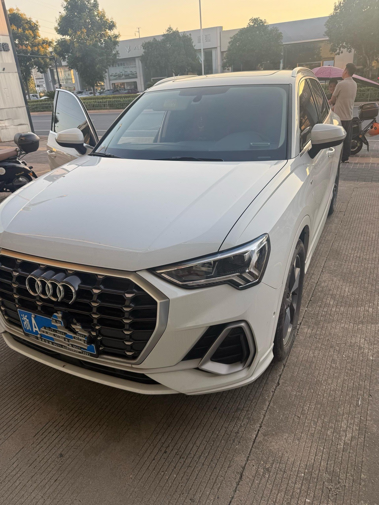 Audi Q3 2023 Audi Q3 2023 car image