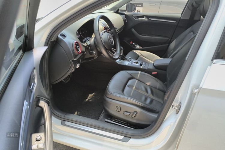 Audi A3 2019 car image #18