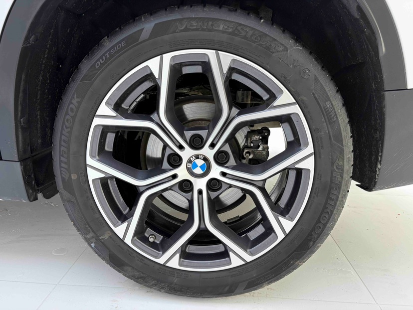 BMW X1 2023 car image #15