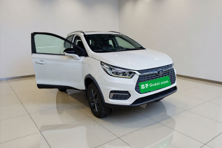 BYD Yuan New Energy 2020 car image #4