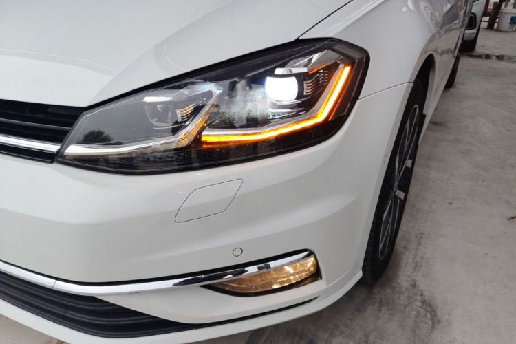 Volkswagen Golf 2018 #30 Volkswagen Golf 2018 car image #30