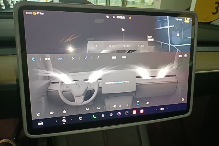 Tesla Model Y 2023 #17 Tesla Model Y 2023 car image #17