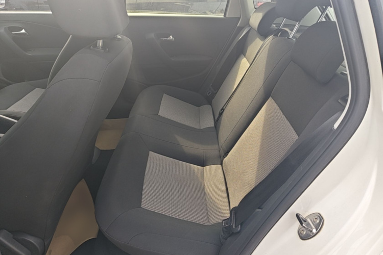 Volkswagen Polo 2018 #17 Volkswagen Polo 2018 car image #17