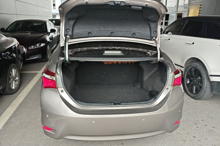 Toyota Corolla 2019 #19 Toyota Corolla 2019 car image #19