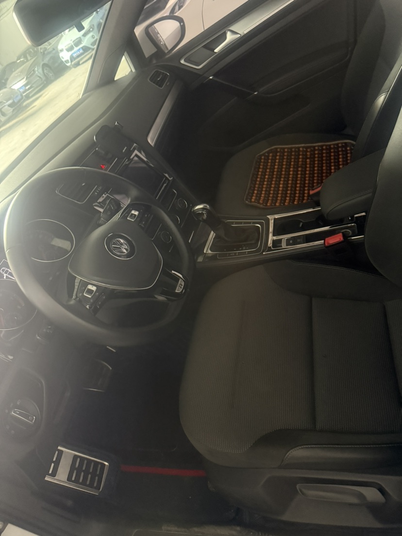Volkswagen Golf 2018 #4 Volkswagen Golf 2018 car image #4