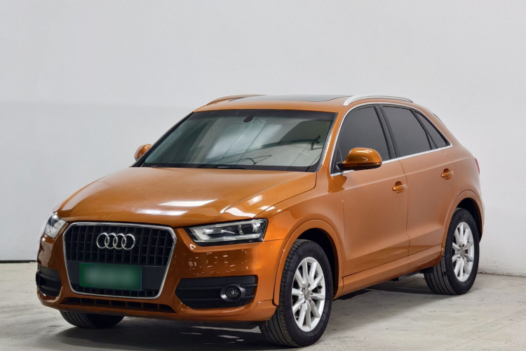 Audi Q3 2015 car image #2