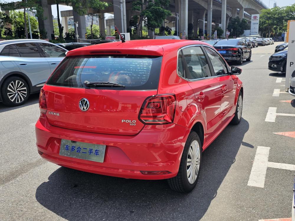 Volkswagen Polo 2016 car image #6
