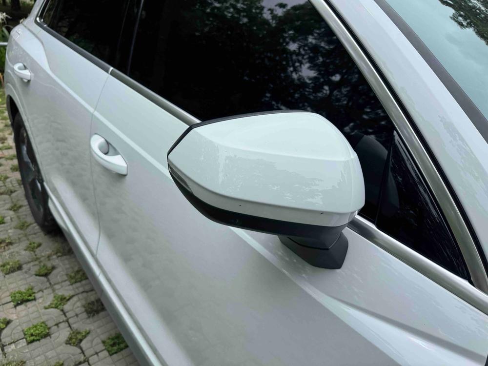 Audi Q3 2023 car image #25