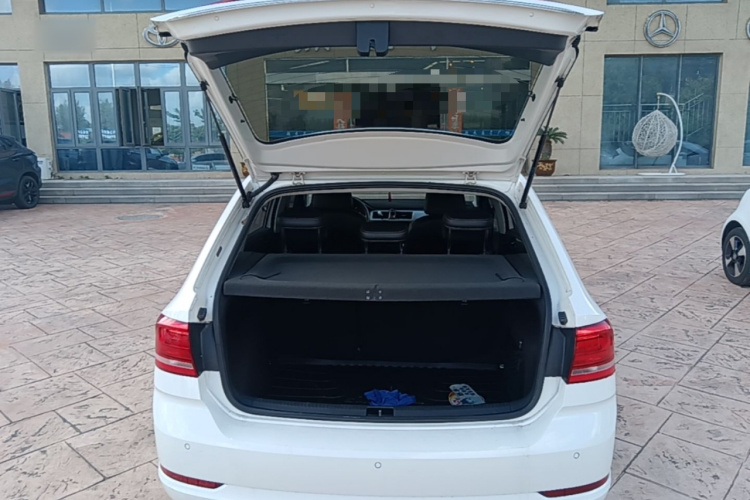 Volkswagen Santana 2015 #19 Volkswagen Santana 2015 car image #19