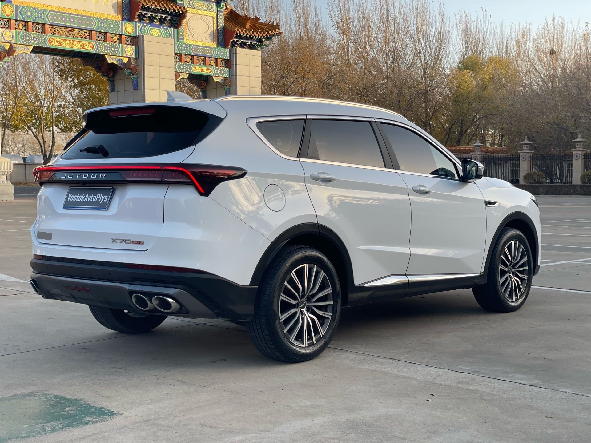 Jetour X70 PLUS 2023 #4 Jetour X70 PLUS 2023 car image #4