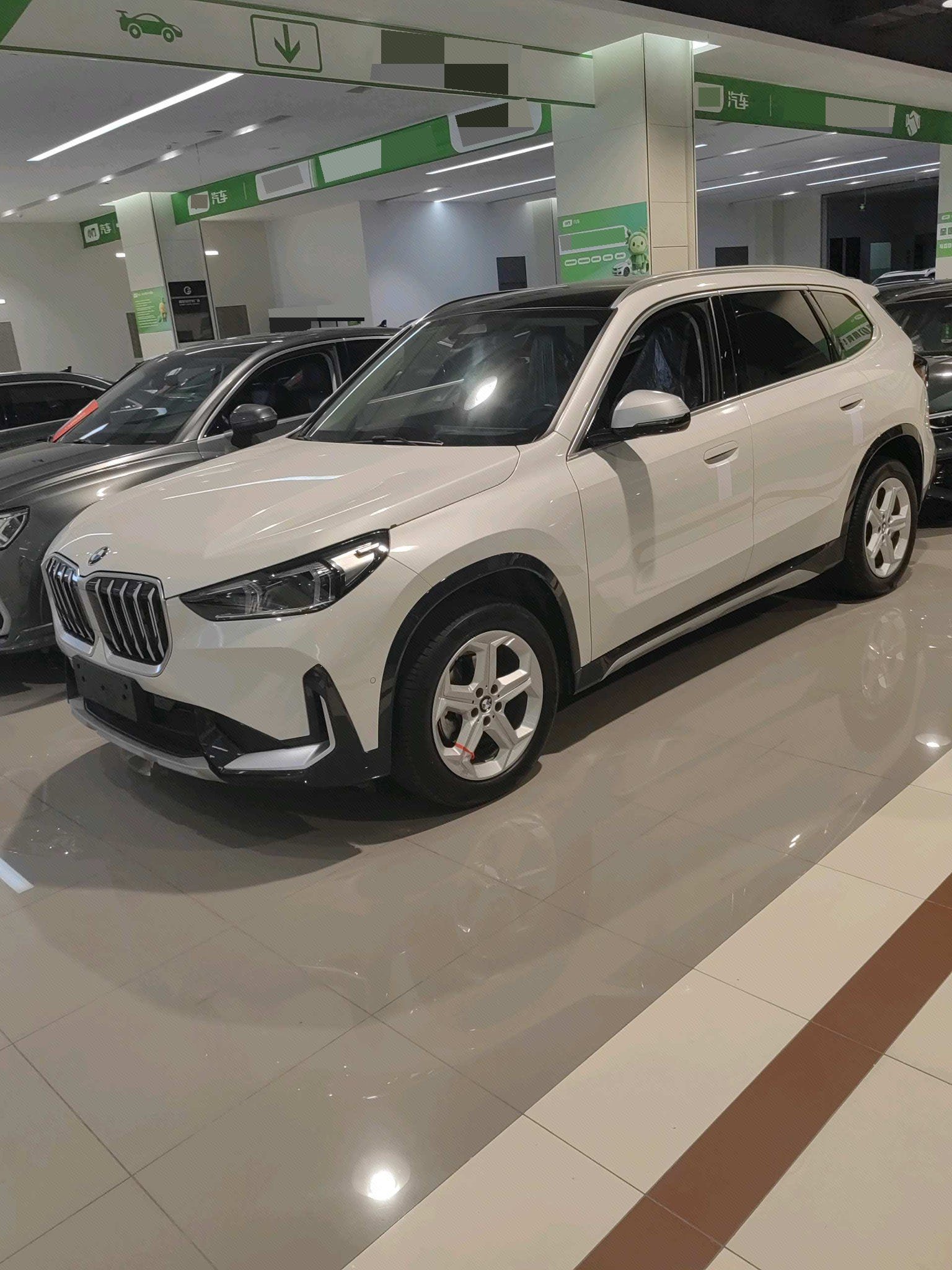 BMW X1 2024 car image 