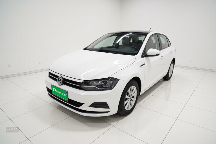 Volkswagen Polo 2021 car image #2