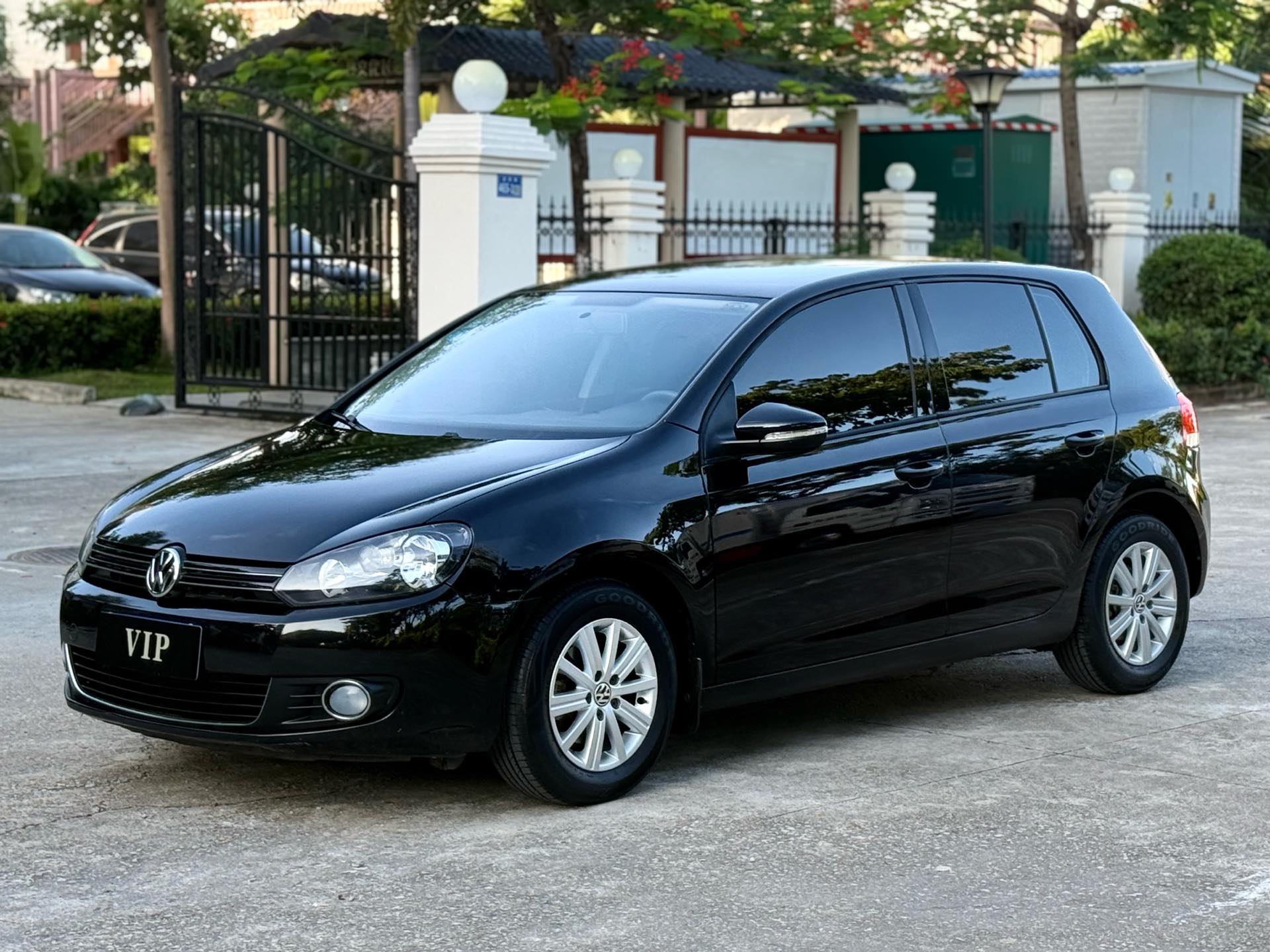 Volkswagen Golf 2013 Volkswagen Golf 2013 car image