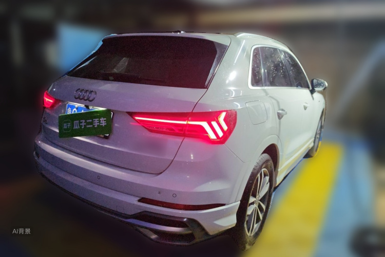 Audi Q3 2021 car image #7