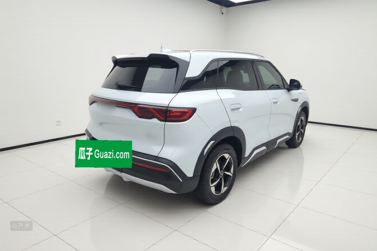 BYD YuanUP 2024 car image #7