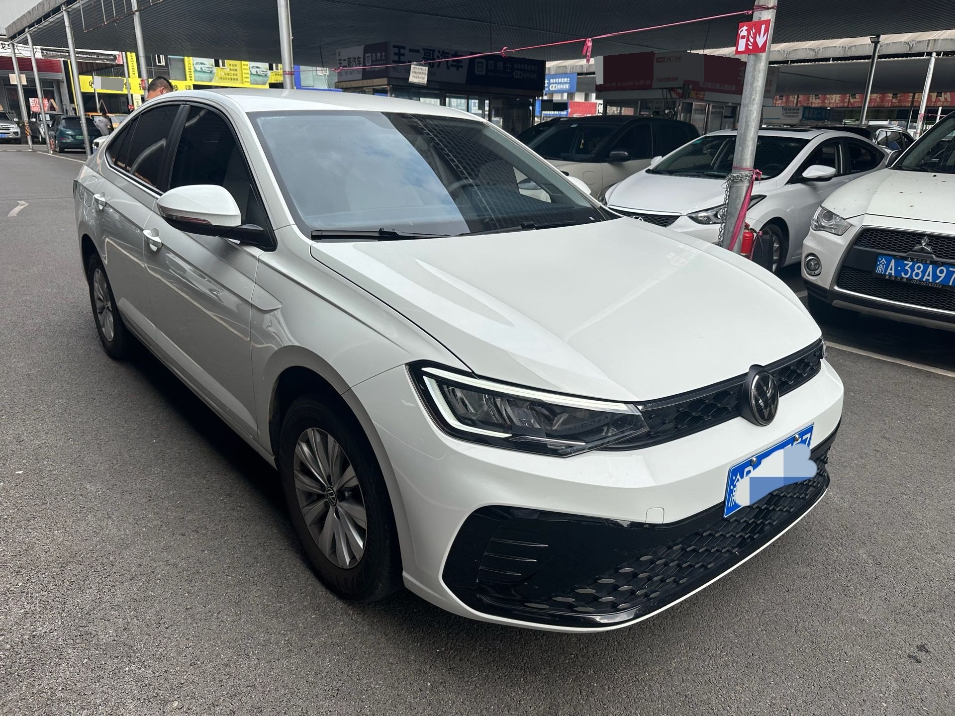 Volkswagen Lavida 2024 immagine di auto #3