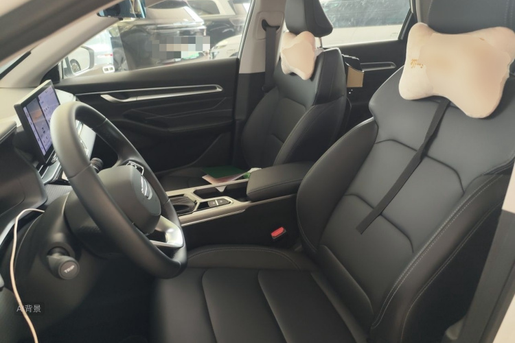 GEELY Emgrand 2026 #17 GEELY Emgrand 2026 car image #17