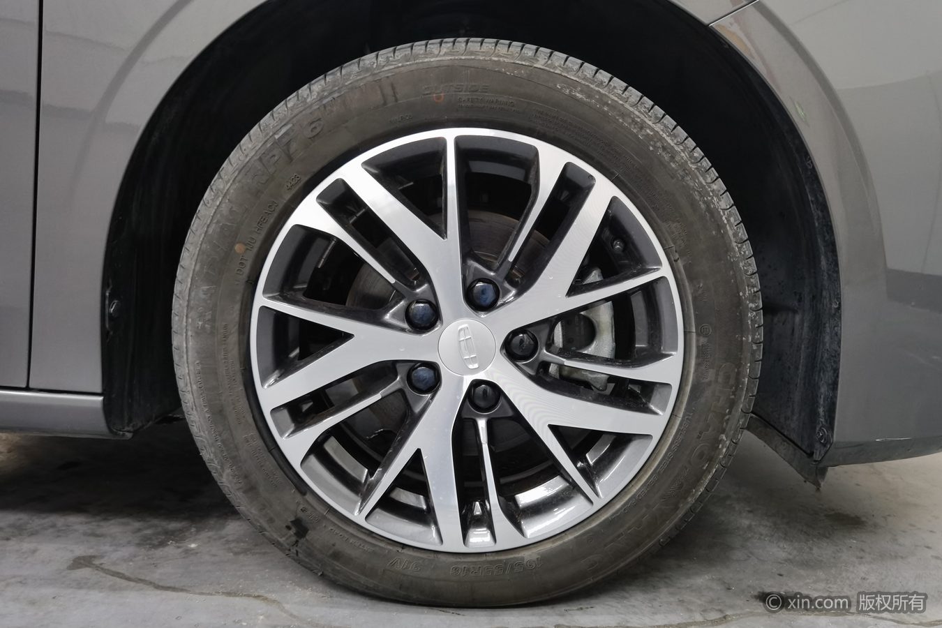 GEELY Emgrand 2024 car image #7