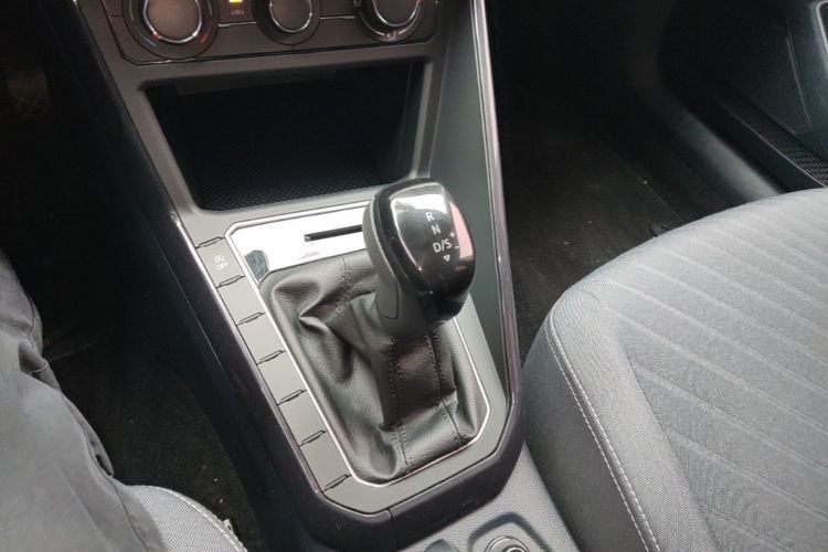 Volkswagen Lavida 2025 car image #14