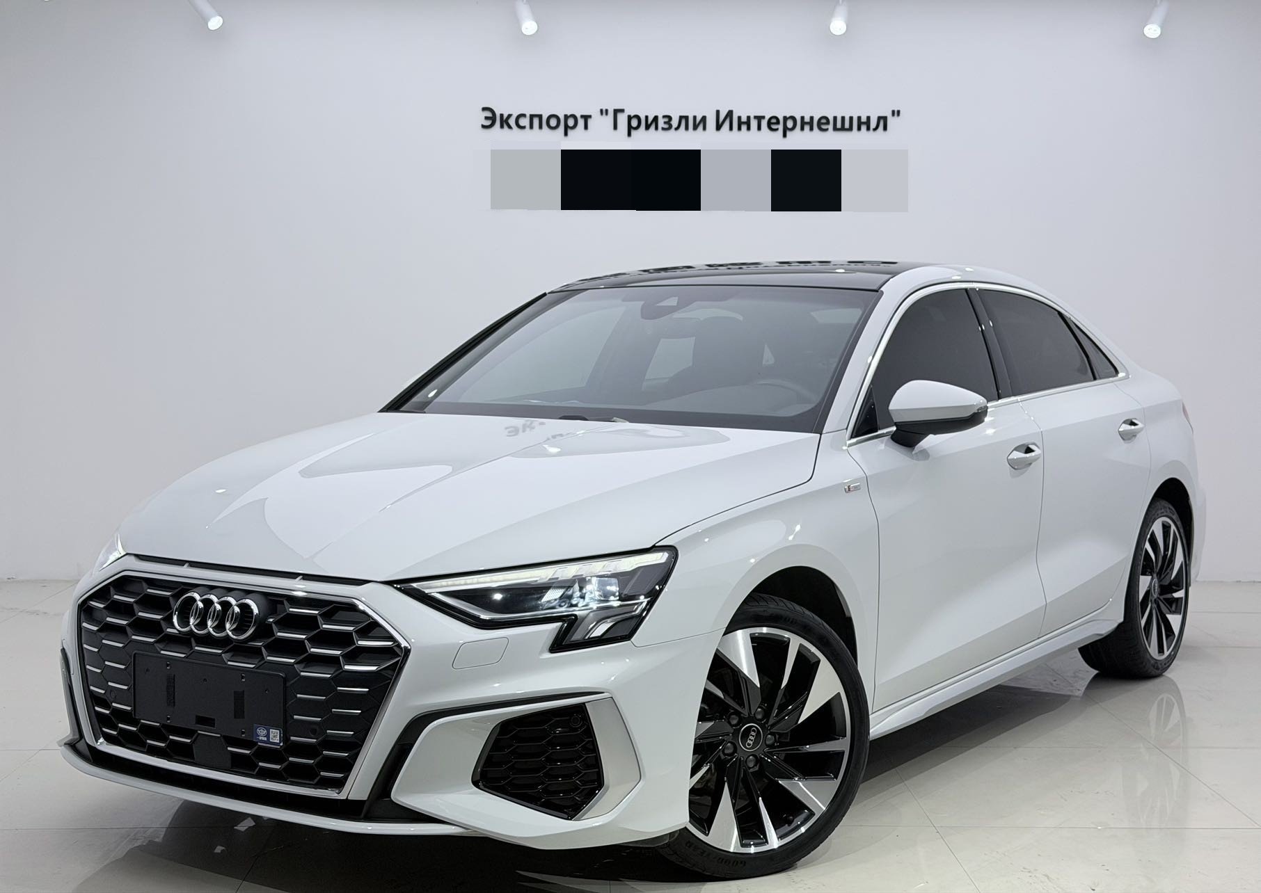 2022 immagine di auto 