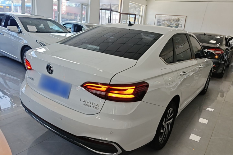 Volkswagen Lavida 2022 car image #7