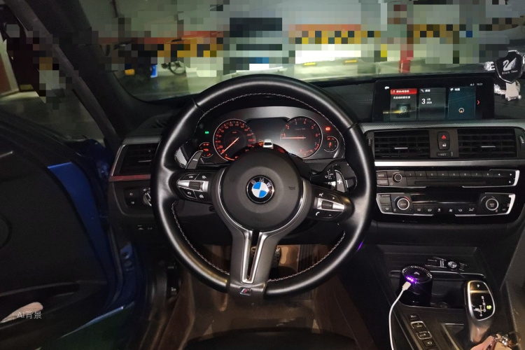 BMW 3 Series 2018 car image #12