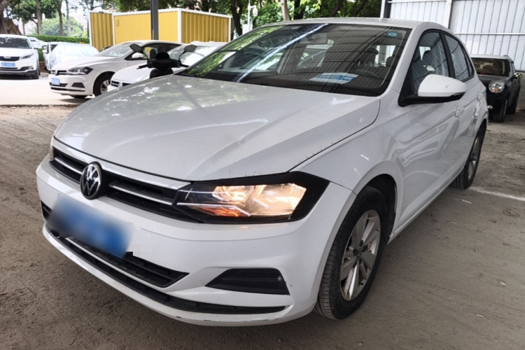 Volkswagen Polo 2023 car image #2