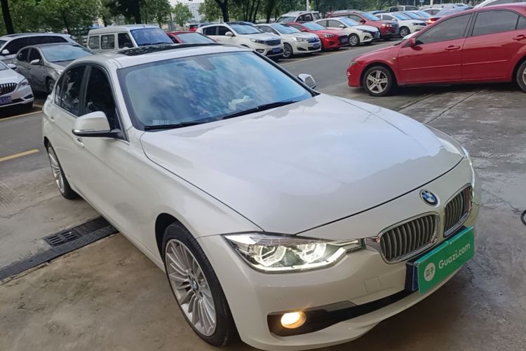 BMW 3 Series 2018 car image #4