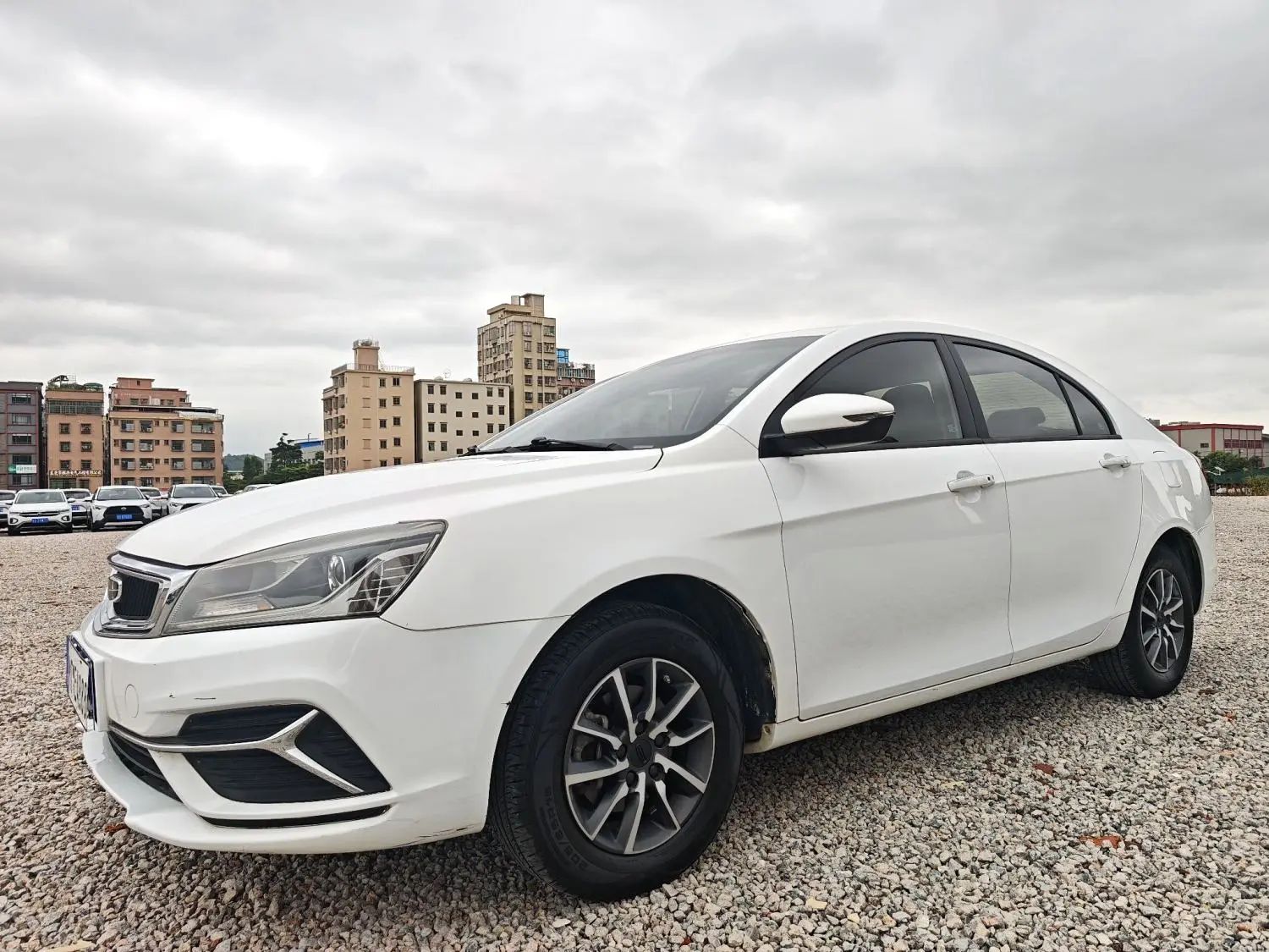 GEELY Emgrand 2019 car image 