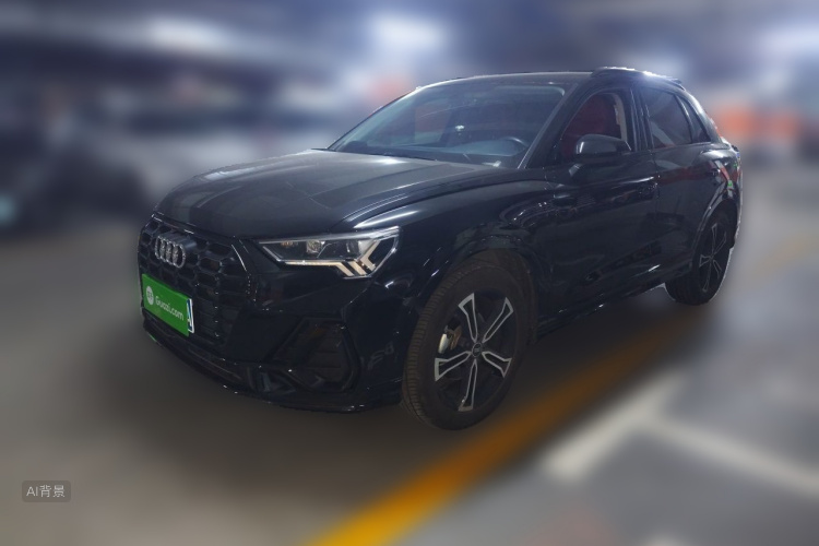 Audi Q3 2022 car image #2