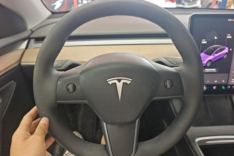 Tesla Model Y 2021 #11 Tesla Model Y 2021 immagine di auto #11