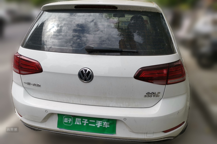Volkswagen Golf 2018 car image #6